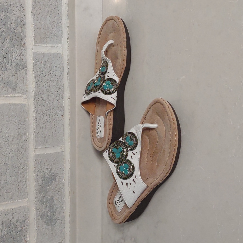 Clark's Artisan Women's White Leather with Silver & Turquoise Beading Sandals 9